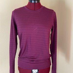 Lululemon Swiftly Breathe long sleeve, like new, size 6!